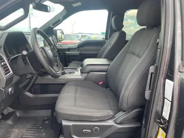 2016 Ford F-150 - image 3