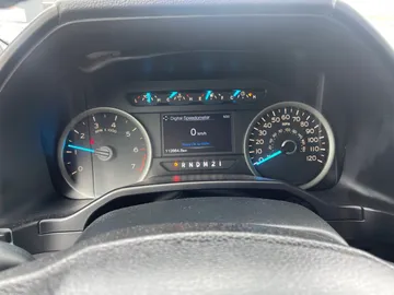 2016 Ford F-150 - image 15