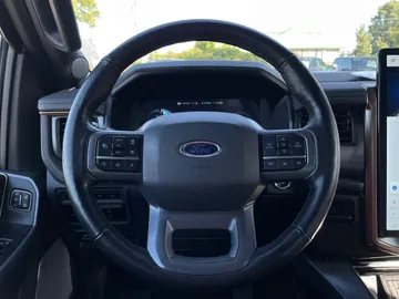 2023 Ford F-150 Lightning - image 17