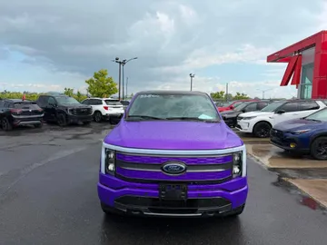 2023 Ford F-150 Lightning - image 2