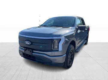 2025 Ford F-150 Lightning - image 9