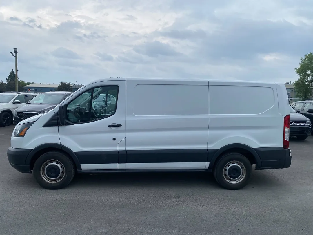 2018 Ford Transit — photo 4