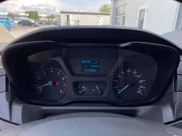 2018 Ford Transit - image 13