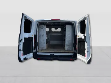 2018 Ford Transit - image 10