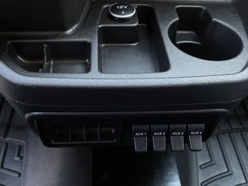 2018 Ford Transit - image 20