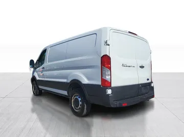 2019 Ford Transit - image 9