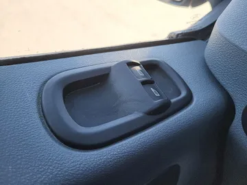 2019 Ford Transit - image 16