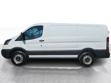 2019 Ford Transit - image 8