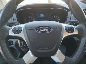 2019 Ford Transit - image 14