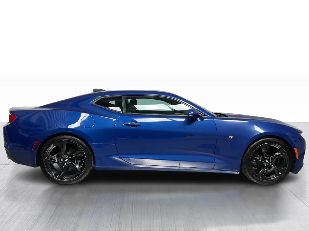 2019 Chevrolet Camaro for sale - photo 2