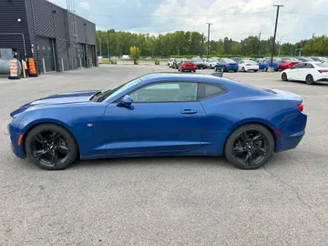 2019 Chevrolet Camaro - image 6