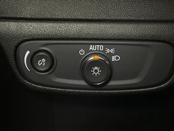 2022 Chevrolet Bolt EV - image 16