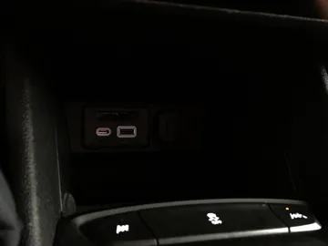 2022 Chevrolet Bolt EV - image 31