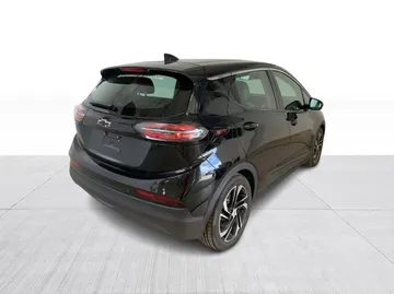 2022 Chevrolet Bolt EV - image 8