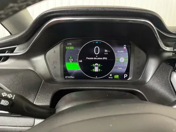 2022 Chevrolet Bolt EV - image 16