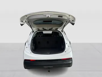 2022 Chevrolet Bolt EV - image 13