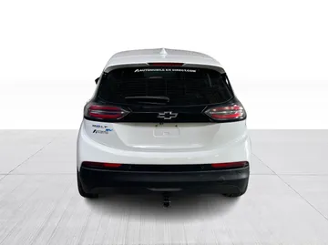 2022 Chevrolet Bolt EV - image 12