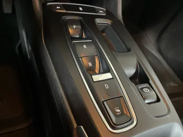 2022 Chevrolet Bolt EV - image 28