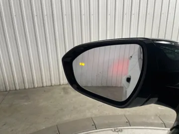 2022 Chevrolet Bolt EV - image 20