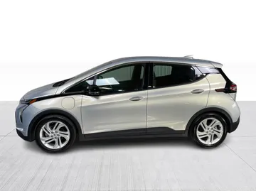 2023 Chevrolet Bolt EV - image 10