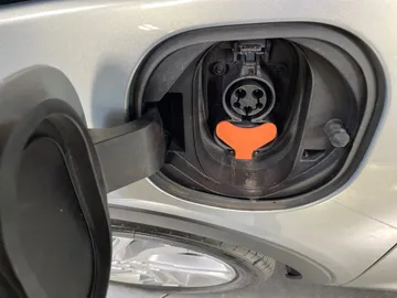 2023 Chevrolet Bolt EV - image 21