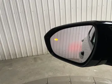 2023 Chevrolet Bolt EV - image 20