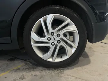 2023 Chevrolet Bolt EV - image 17
