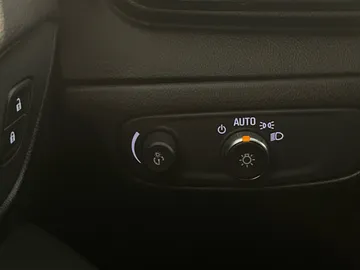 2023 Chevrolet Bolt EV - image 15