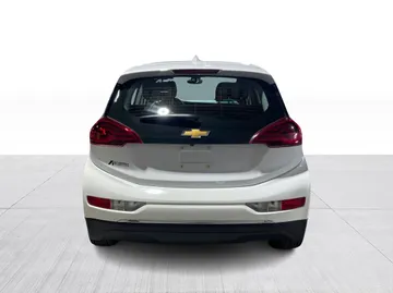 2018 Chevrolet Bolt EV - image 12