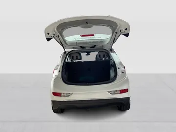 2018 Chevrolet Bolt EV - image 13
