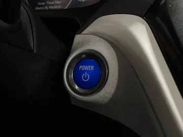 2018 Chevrolet Bolt EV - image 21