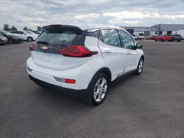 2018 Chevrolet Bolt EV - image 6