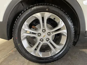 2018 Chevrolet Bolt EV - image 6