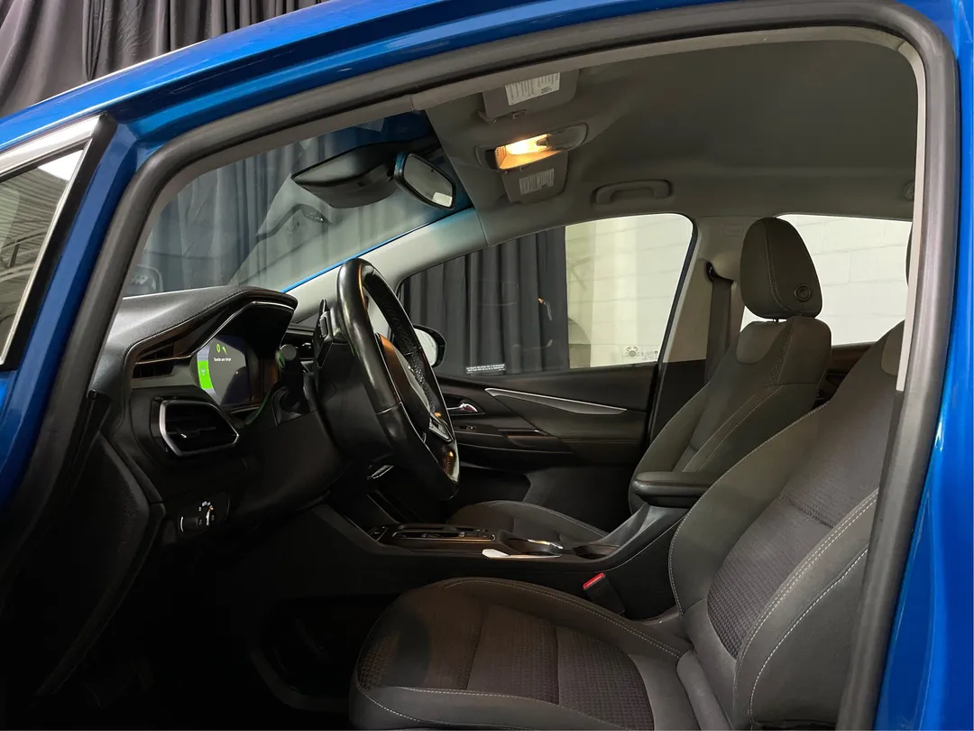 2023 Chevrolet Bolt EV — photo 3