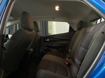 2023 Chevrolet Bolt EV - image 15