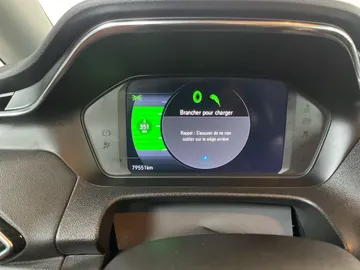 2023 Chevrolet Bolt EV - image 28