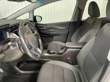 2023 Chevrolet Bolt EV - image 3