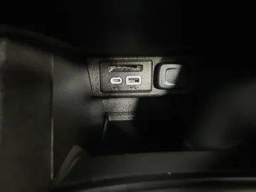 2023 Chevrolet Bolt EV - image 29