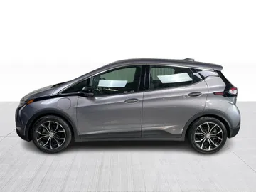 2023 Chevrolet Bolt EV - image 10