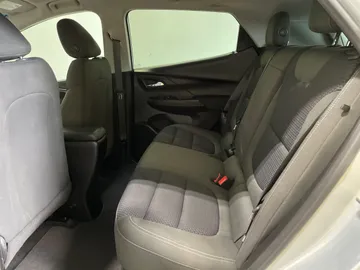 2023 Chevrolet Bolt EV - image 15
