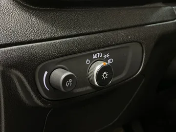 2023 Chevrolet Bolt EV - image 29