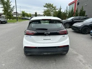 2023 Chevrolet Bolt EV - image 6