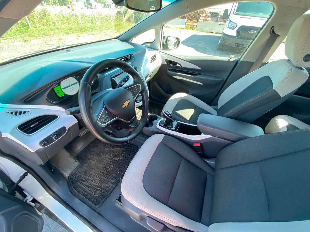 2017 Chevrolet Bolt EV — photo 7