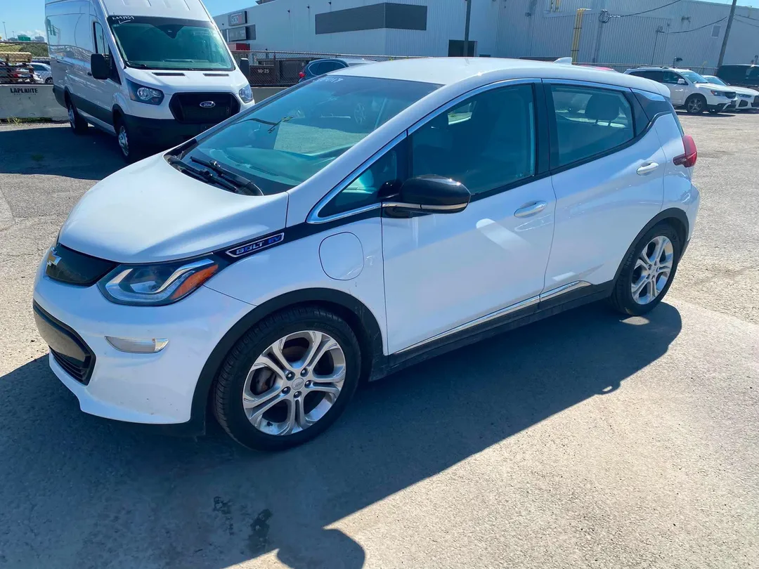 2017 Chevrolet Bolt EV — photo 3