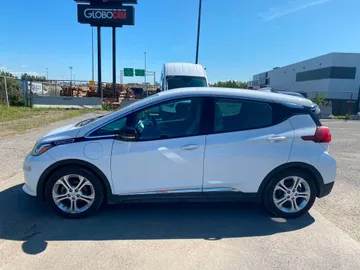 2017 Chevrolet Bolt EV - image 6