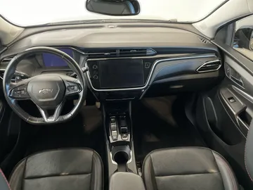 2023 Chevrolet Bolt EUV - image 4