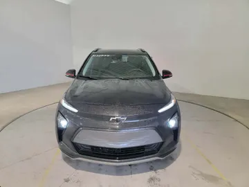 2023 Chevrolet Bolt EUV - image 2