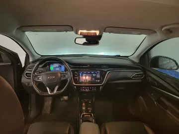 2023 Chevrolet Bolt EUV - image 9