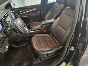 2023 Chevrolet Bolt EUV - image 8