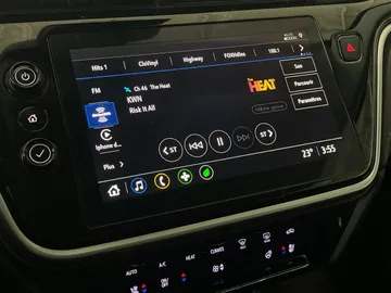 2023 Chevrolet Bolt EUV - image 28
